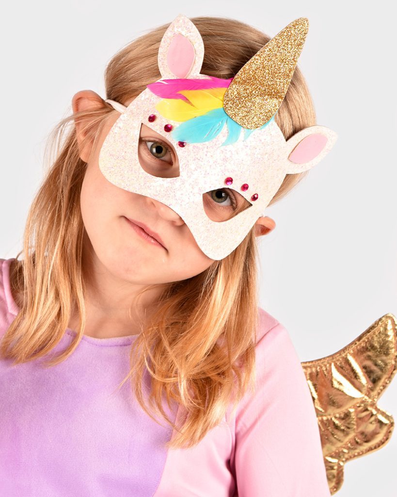 enhörningsmask maskerad